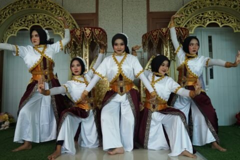 WhatsApp Image 2025-10-08 at 21.05.33